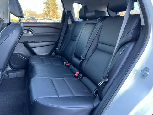 Used 2023 Nissan Rogue SV w/ SV Premium Package image 29