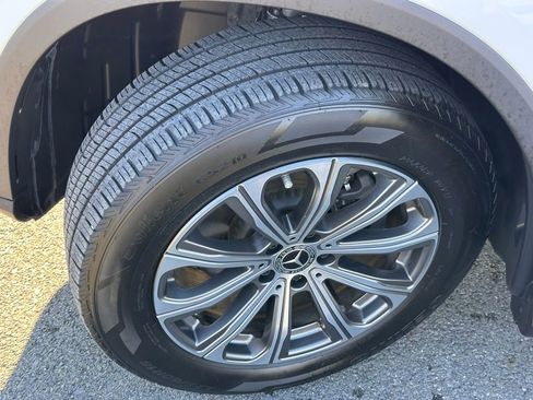 Used 2024 Mercedes-Benz GLC 300 GLC 300 image 39