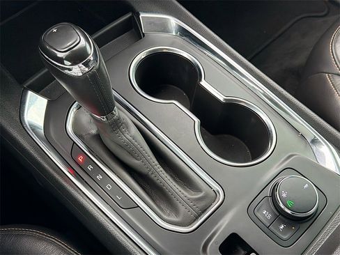 Used 2020 Chevrolet Traverse RS w/ LPO, Floor Liner Package image 17