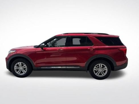 Used 2020 Ford Explorer XLT w/ Equipment Group 202A AWD/4WD image 10