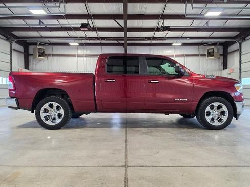 Used 2020 RAM 1500 4x4 Crew Cab image 6