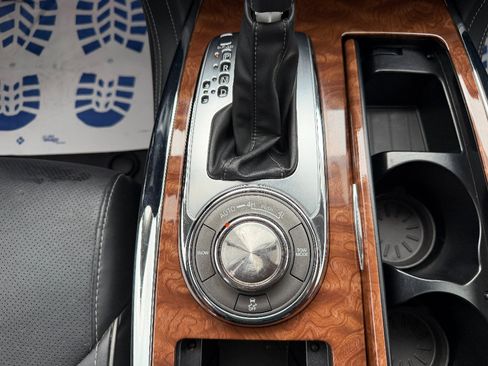 Used 2019 INFINITI QX80 Luxe AWD/4WD image 29