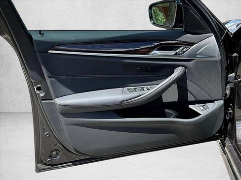 Used 2023 BMW 530i w/ M Sport Package image 17