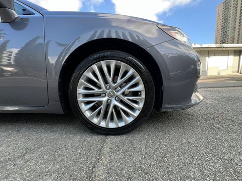 Used 2013 Lexus ES 350 FWD image 18