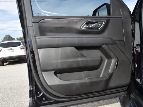 Used 2024 Chevrolet Tahoe LS w/ Driver Alert Package image 19