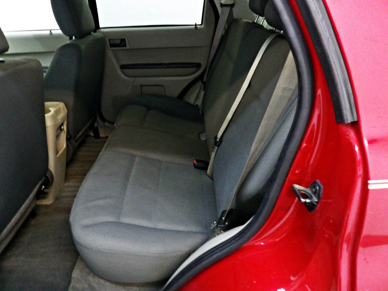 Used 2009 Ford Escape XLS FWD image 10