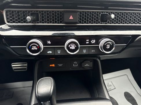 Used 2023 Honda Civic Sport image 22