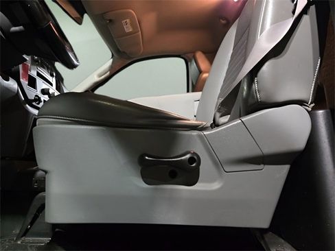 Used 2008 Dodge Ram 1500 Truck ST image 15