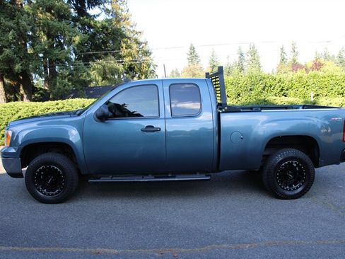 Used 2010 GMC Sierra 1500 SLE image 12