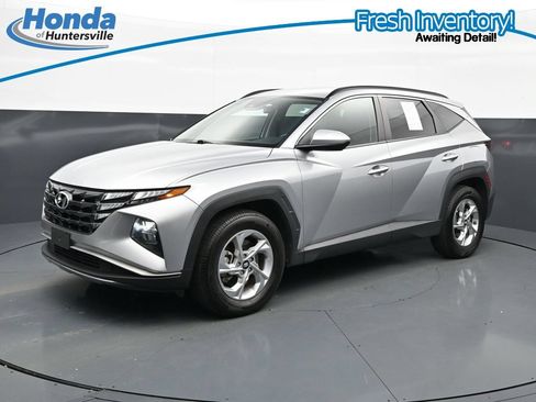 Used 2024 Hyundai Tucson SEL FWD image 3