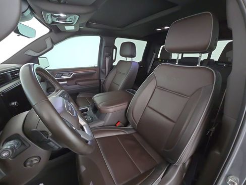 Used 2024 GMC Sierra 1500 Denali w/ Denali Reserve Package AWD/4WD image 25