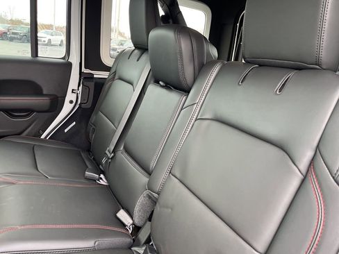 New 2026 Jeep Wrangler Moab image 43