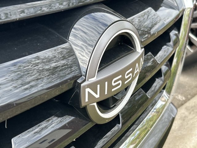 Used 2023 Nissan Armada Platinum AWD/4WD image 5