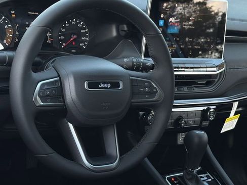 New 2026 Jeep Compass Latitude AWD/4WD image 16