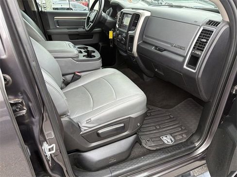 Used 2018 RAM 1500 Big Horn image 13