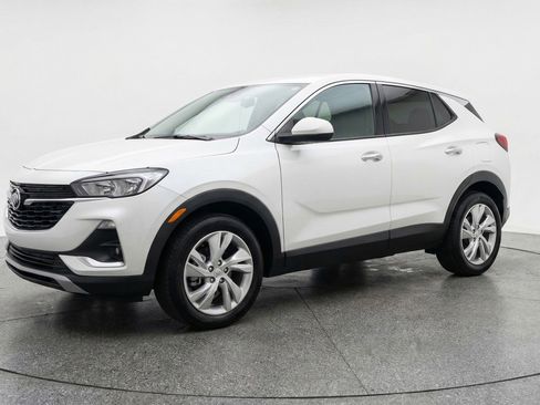 Used 2025 Buick Encore GX Preferred image 3