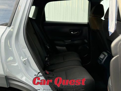 Used 2023 Honda HR-V Sport image 15