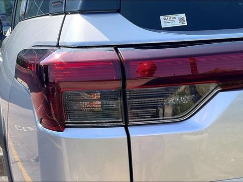 Certified 2026 Subaru Outback Premium AWD/4WD image 33