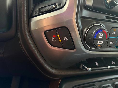 Used 2015 Chevrolet Silverado 1500 LTZ Z71 w/ LTZ Plus Package image 15