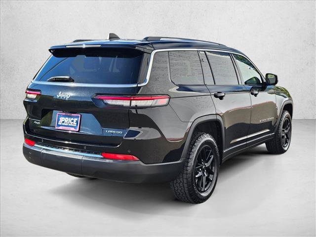 Used 2023 Jeep Grand Cherokee L Laredo AWD/4WD image 5