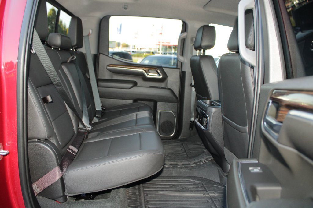 Used 2023 GMC Sierra 1500 Elevation w/ Elevation Premium Package AWD/4WD image 12