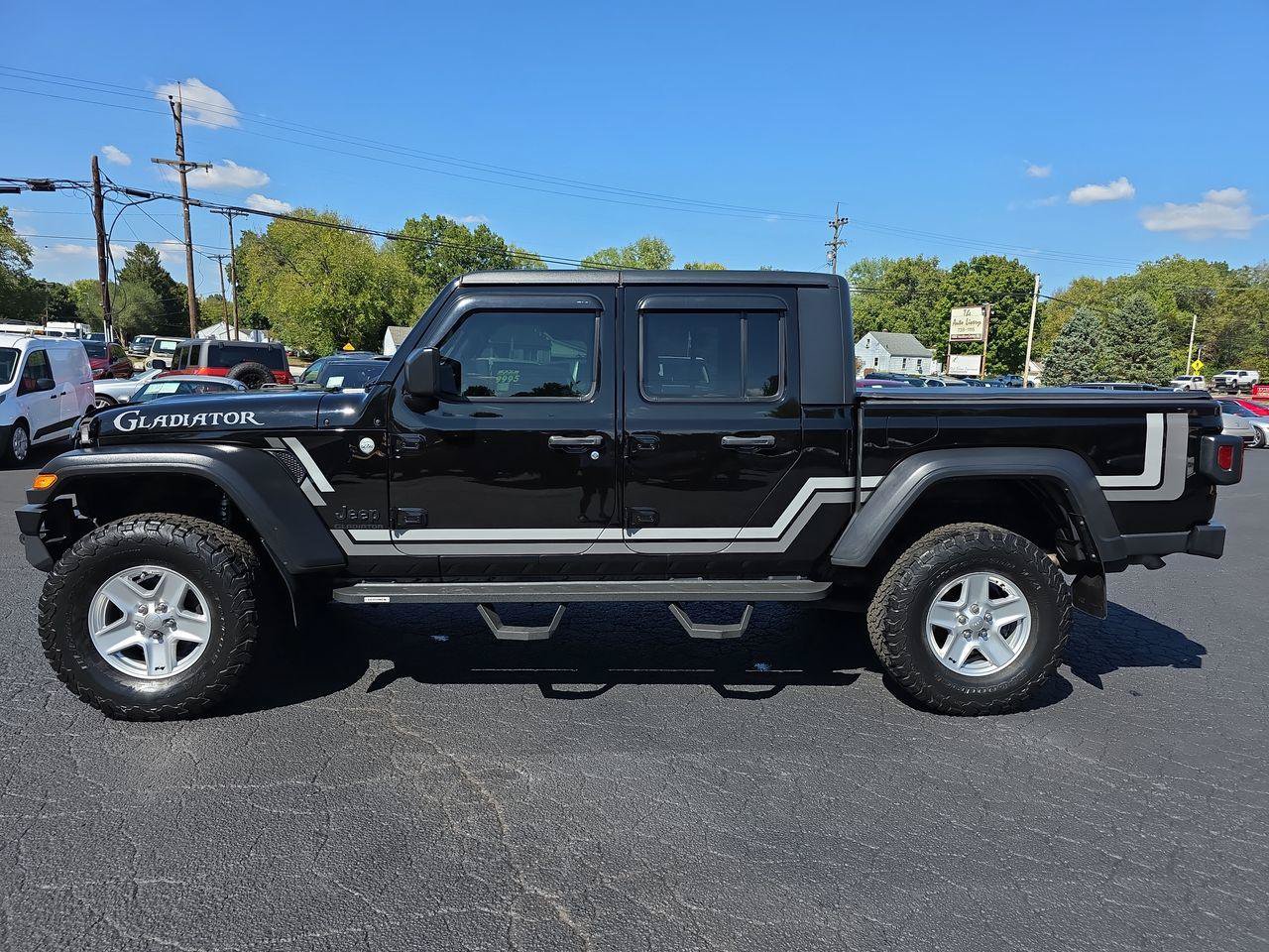 Used 2020 Jeep Gladiator Sport w/ Quick Order Package 24S AWD/4WD image 19