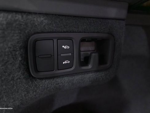 New 2025 Lamborghini Urus SE image 15