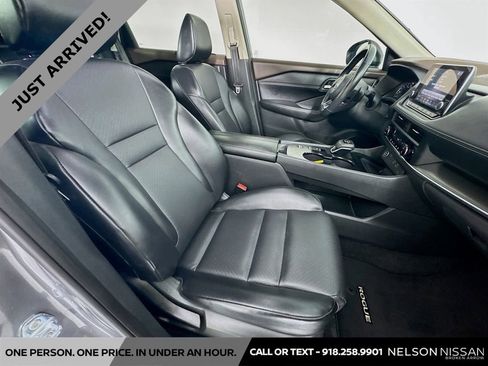Certified 2023 Nissan Rogue SV w/ SV Premium B Package image 28