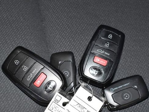 Used 2024 Toyota Tundra SR5 image 25