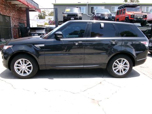 Used 2014 Land Rover Range Rover Sport HSE AWD/4WD image 3