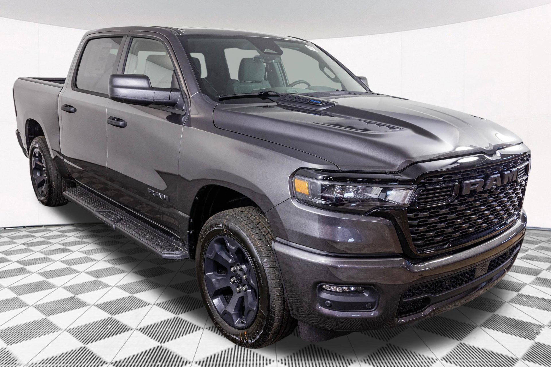 New 2026 RAM 1500 Express AWD/4WD image 8