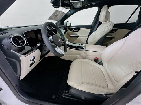 New 2026 Mercedes-Benz GLC 300 4MATIC image 21