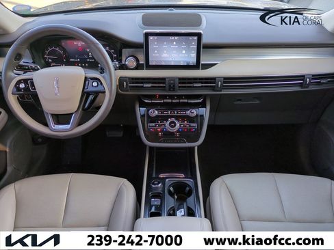 Used 2021 Lincoln Corsair AWD w/ Sport Package image 14