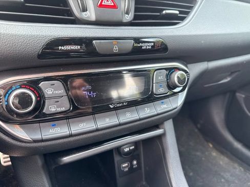 Used 2019 Hyundai Elantra GT N Line FWD image 19