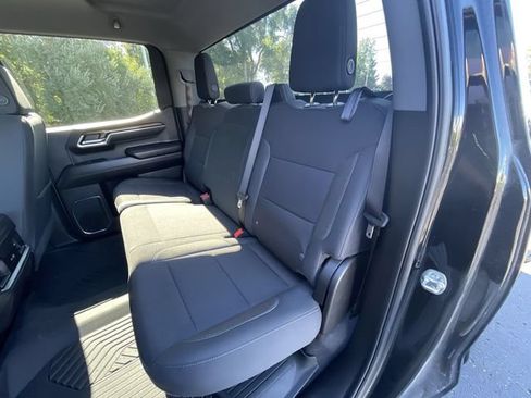 Used 2025 Chevrolet Silverado 1500 LT Trail Boss w/ Protection Package AWD/4WD image 24