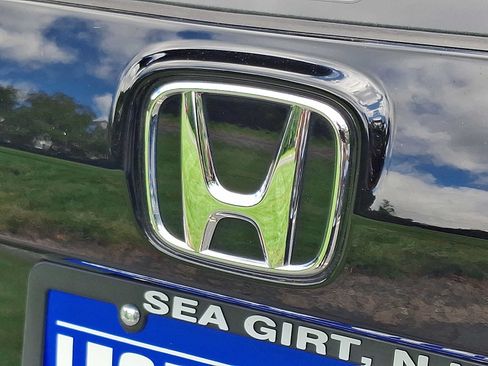Used 2024 Honda CR-V Sport image 30