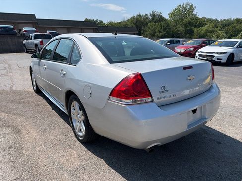 Used 2014 Chevrolet Impala LT w/ LT Sunroof Package FWD image 8