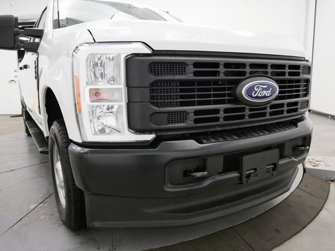 Used 2026 Ford F250 XL image 39