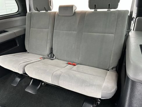 Used 2014 Toyota Sequoia SR5 AWD/4WD image 23