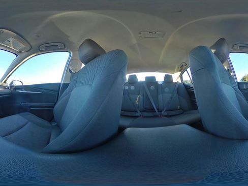 Used 2025 Toyota Camry LE image 43