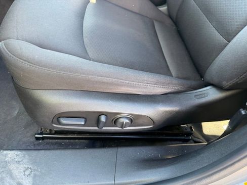 Used 2022 Chevrolet Malibu LT FWD image 8