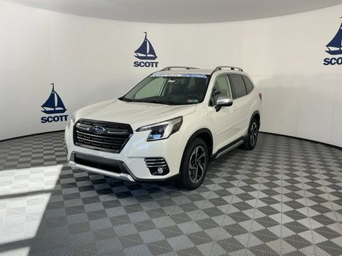 Used 2023 Subaru Forester Touring AWD/4WD image 3