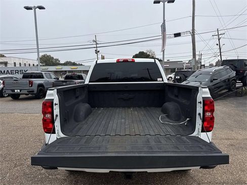 Used 2018 Chevrolet Silverado 1500 LT w/ Texas Edition image 10