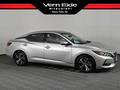 Used 2023 Nissan Sentra SV image 1