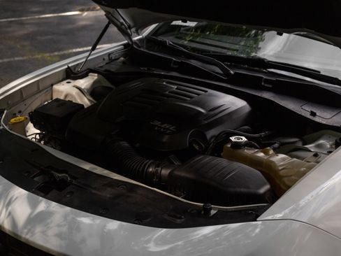 Used 2018 Dodge Charger GT image 46