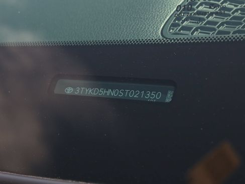 Used 2025 Toyota Tacoma SR RWD image 32