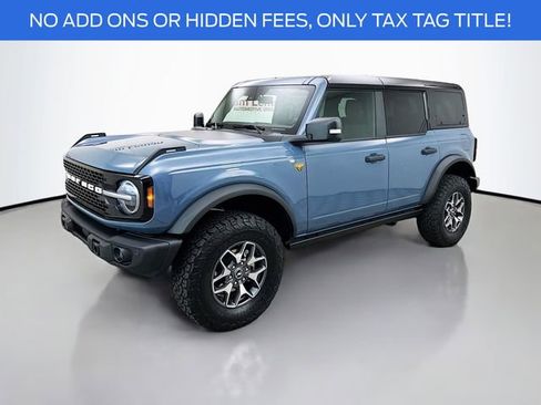 New 2025 Ford Bronco Badlands image 3