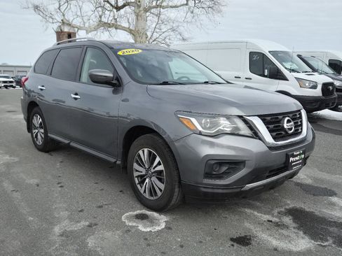 Used 2020 Nissan Pathfinder S image 3