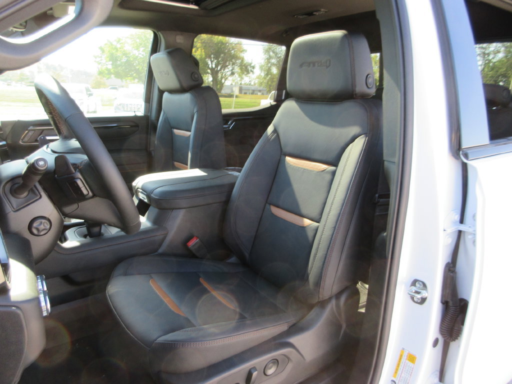 New 2026 GMC Sierra 1500 AT4 w/ AT4 Premium Package AWD/4WD image 12