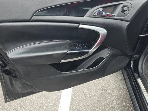 Used 2013 Buick Regal Premium image 9